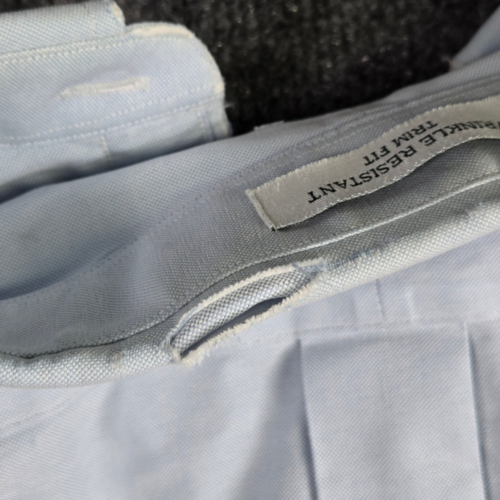 L.L. Bean Dress Shirt Mens 16-32 256513 Blue Wrinkle Resistant Button-Down Trim - Picture 10 of 14